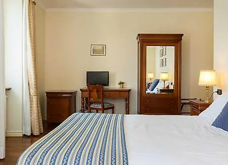 Aparthotel Taverna Bleu Sala Comacina