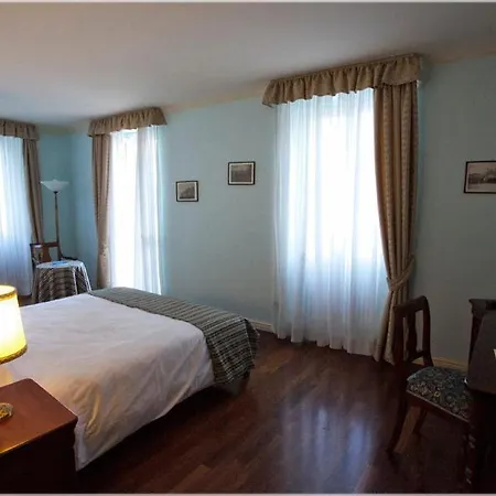 Aparthotel Taverna Bleu